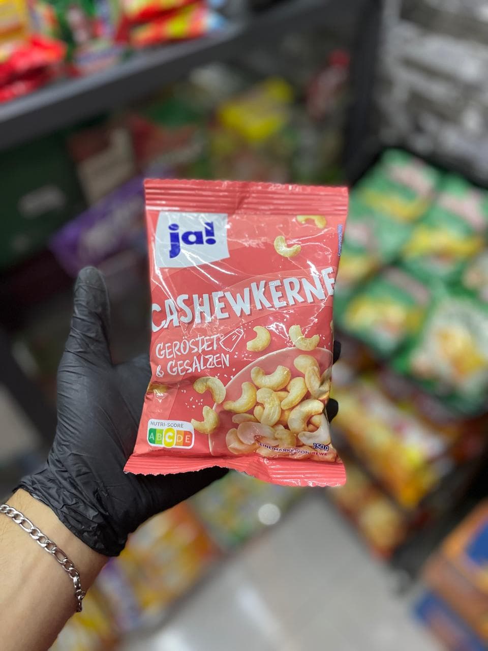 Ja Cashew Kernels